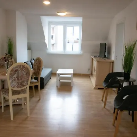 West Side Roses Apartment