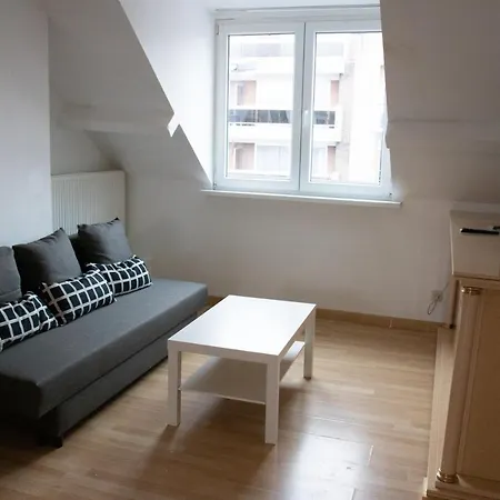 West Side Roses Apartment *