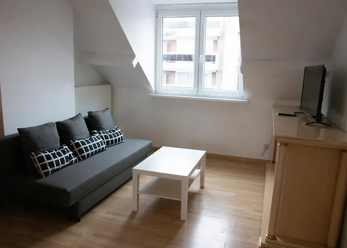 West Side Roses アパート *