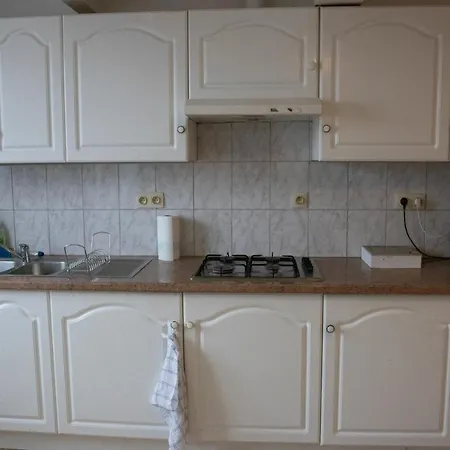 West Side Roses Ostende